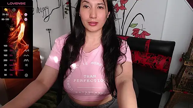 Snapshot of Roxanne_Ssummers chatting on January 21, 2025, 9:25 pm Roxanne Ssummers online show from January 21, 2025, 9:25 pm