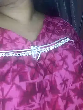 Snapshot of Ravina_patil1 chatting on January 9, 2025, 10:31 pm Ravina patil1 online show from January 9, 2025, 10:31 pm