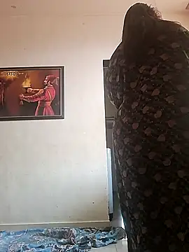 Snapshot of Ravina_patil1 chatting on February 6, 2025, 5:14 am Ravina patil1 online show from February 6, 2025, 5:14 am