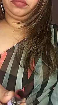 Snapshot of Ravina_patil1 chatting on February 14, 2025, 7:23 pm Ravina patil1 online show from February 14, 2025, 7:23 pm