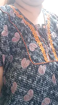 Snapshot of Ravina_patil1 chatting on March 5, 2025, 9:16 am Ravina patil1 online show from March 5, 2025, 9:16 am