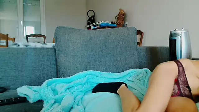 Snapshot of Fit_Yummy chatting on November 1, 2025, 10:39 am Fit Yummy online show from November 1, 2025, 10:39 am