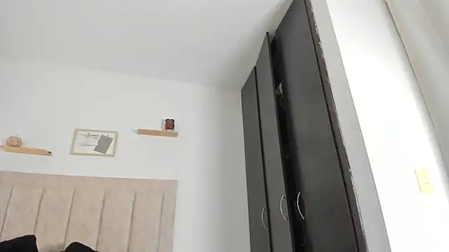 Snapshot of Avaline_Blancx chatting on December 12, 2024, 11:36 pm Avaline Blancx online show from December 12, 2024, 11:36 pm