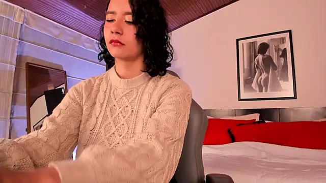 Snapshot of Moony_14 chatting on October 17, 2025, 1:03 pm Moony 14 online show from October 17, 2025, 1:03 pm