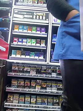 Snapshot of MikyVesela chatting on December 6, 2024, 5:44 pm MikyVesela online show from December 6, 2024, 5:44 pm