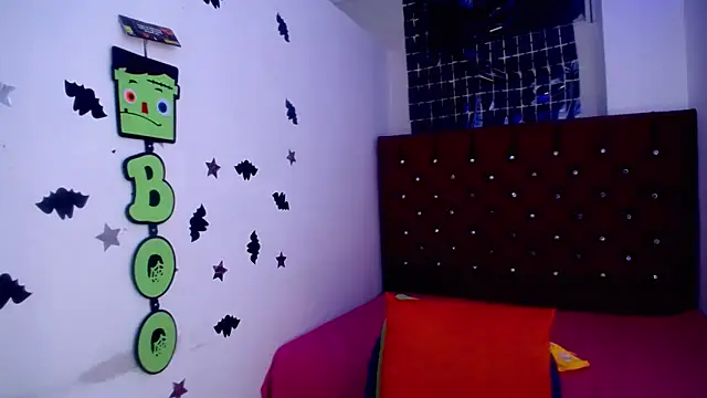 Snapshot of angelinebigcock chatting on February 4, 2025, 8:06 pm angelinebigcock online show from February 4, 2025, 8:06 pm