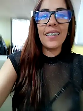 Snapshot of Lena-32 chatting on December 27, 2024, 6:31 pm Lena-32 online show from December 27, 2024, 6:31 pm