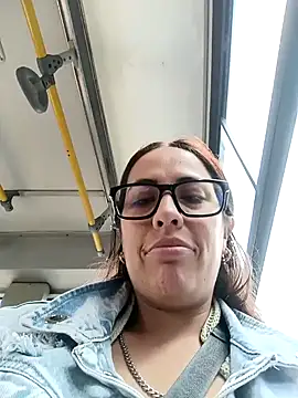 Snapshot of Lena-32 chatting on December 28, 2024, 3:37 pm Lena-32 online show from December 28, 2024, 3:37 pm