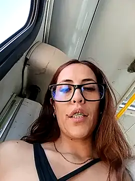 Snapshot of Lena-32 chatting on February 27, 2025, 7:15 pm Lena-32 online show from February 27, 2025, 7:15 pm