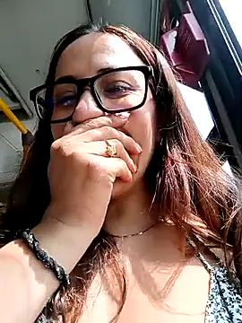 Snapshot of Lena-32 chatting on March 11, 2025, 6:52 pm Lena-32 online show from March 11, 2025, 6:52 pm