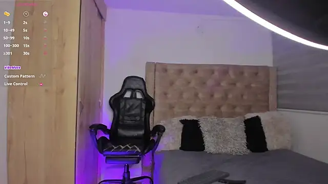 Snapshot of _Jackson_Brown chatting on October 29, 2025, 1:52 am Jackson Brown online show from October 29, 2025, 1:52 am