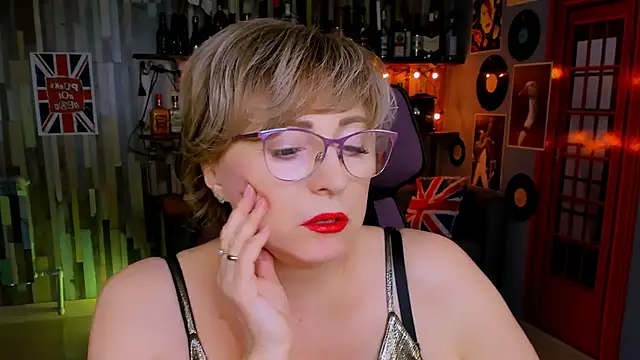 Snapshot of sugar_vivien chatting on November 3, 2025, 1:01 pm sugar vivien online show from November 3, 2025, 1:01 pm