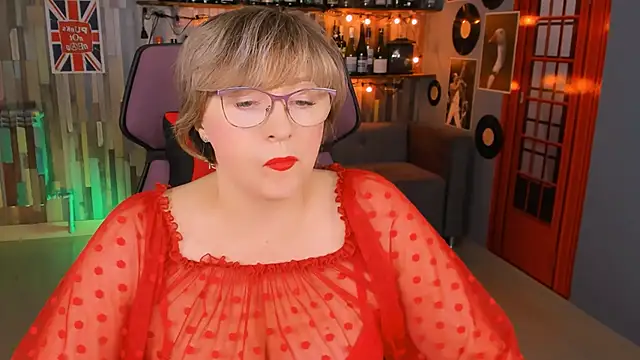 Snapshot of sugar_vivien chatting on November 12, 2025, 1:11 pm sugar vivien online show from November 12, 2025, 1:11 pm