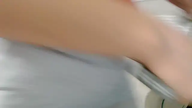 Topmodell online show from January 15, 2025, 8:37 pm