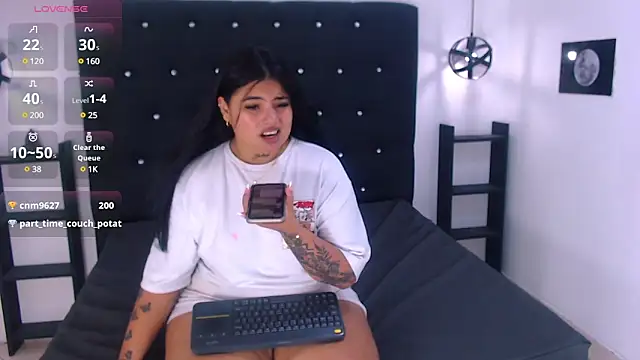 Snapshot of Mels_ chatting on February 24, 2025, 10:36 pm Mels online show from February 24, 2025, 10:36 pm