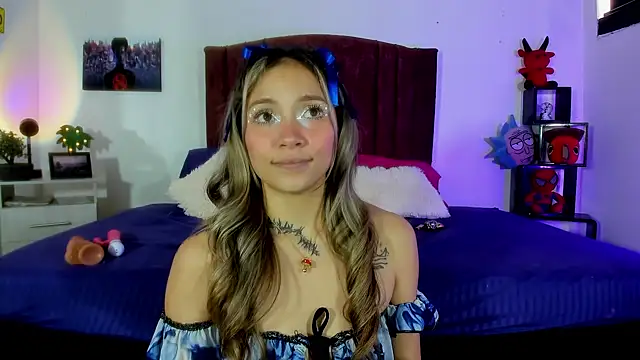 alisson zafiro  online show from January 11, 2025, 3:20 pm