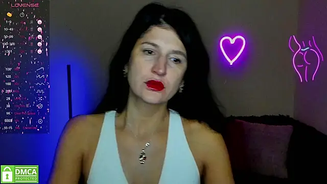 Alianna Solo Kisses online show from February 23, 2025, 6:28 am