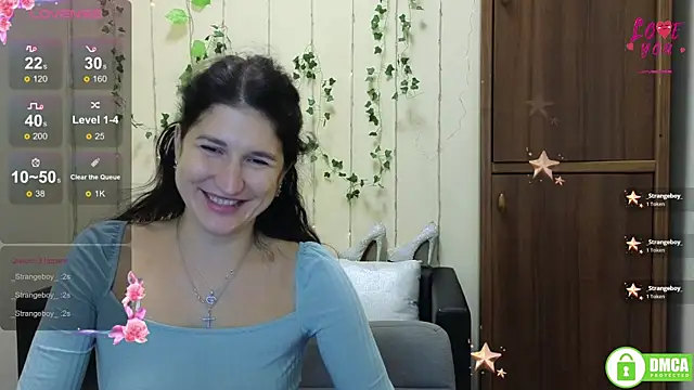 Alianna Solo Kisses online show from October 19, 2025, 11:22 am