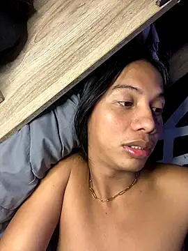 Snapshot of whiteladyboy chatting on December 4, 2025, 9:51 am whiteladyboy online show from December 4, 2025, 9:51 am