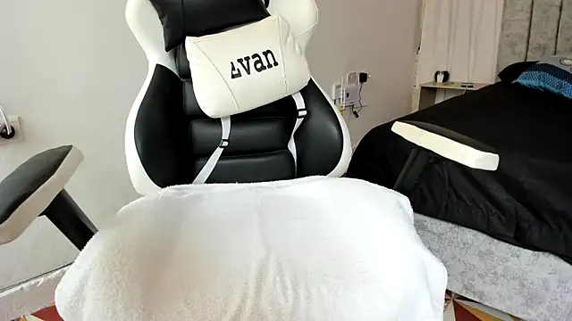 Valerioe online show from March 12, 2025, 1:40 pm