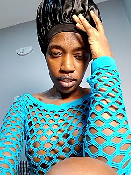 kinkybeby online show from November 1, 2025, 7:32 am