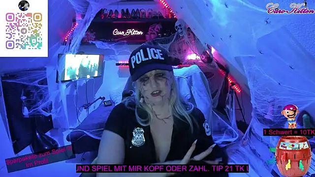 Snapshot of caro_kitten chatting on October 31, 2025, 6:09 pm caro kitten online show from October 31, 2025, 6:09 pm