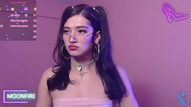 moonfiredancer online show from November 25, 2025, 4:12 am