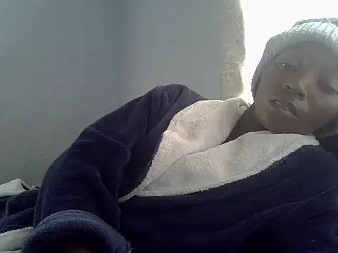 ElianeHot online show from November 20, 2025, 1:11 pm