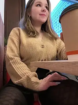 Snapshot of PumaShyXD chatting on February 2, 2025, 1:52 pm PumaShyXD online show from February 2, 2025, 1:52 pm