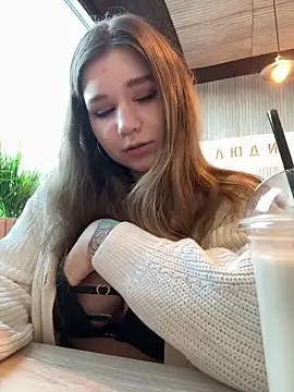 Snapshot of PumaShyXD chatting on November 15, 2025, 11:29 am PumaShyXD online show from November 15, 2025, 11:29 am