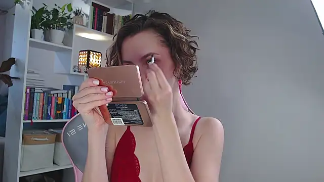 milly ross online show from December 19, 2024, 7:40 am