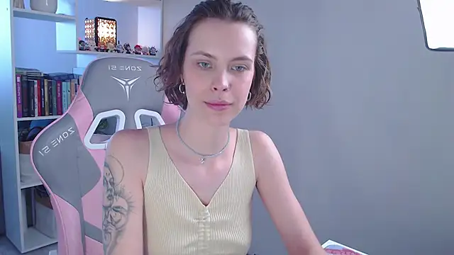 milly ross online show from February 24, 2025, 6:38 am