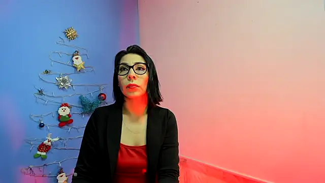 Snapshot of AdelleLennox_cg chatting on December 12, 2024, 11:18 am AdelleLennox cg online show from December 12, 2024, 11:18 am