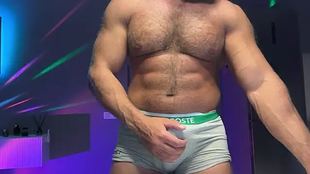 Snapshot of KarlosRichi chatting on November 3, 2025, 7:04 pm KarlosRichi online show from November 3, 2025, 7:04 pm