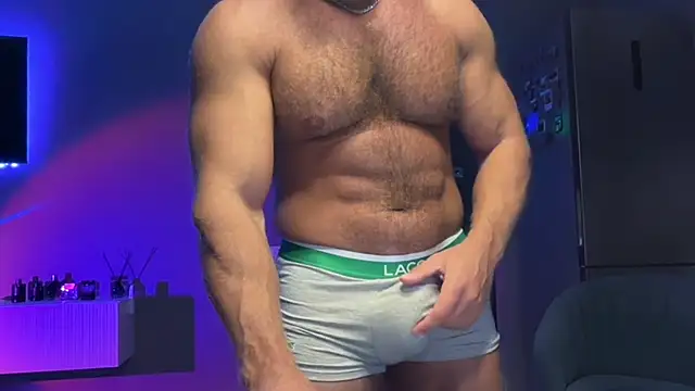 Snapshot of KarlosRichi chatting on November 26, 2025, 4:19 pm KarlosRichi online show from November 26, 2025, 4:19 pm