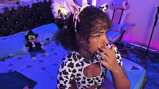 Snapshot of kary_bunny3 chatting on October 6, 2025, 6:22 am kary bunny3 online show from October 6, 2025, 6:22 am