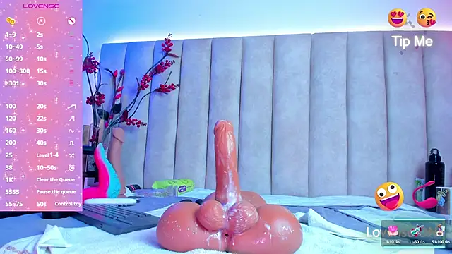 LiaaGenner online show from March 10, 2025, 12:40 am