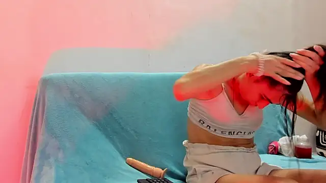 brenda sofia2 online show from February 13, 2025, 9:49 pm