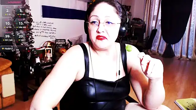 Snapshot of Imperatriza chatting on February 16, 2025, 3:27 pm Imperatriza online show from February 16, 2025, 3:27 pm