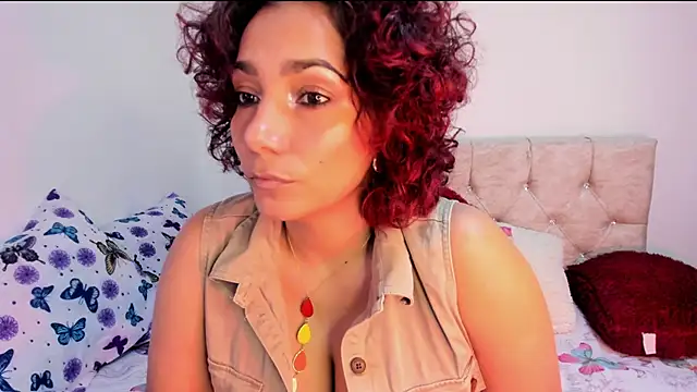 Snapshot of amber_demons2021 chatting on February 24, 2025, 10:03 pm amber demons2021 online show from February 24, 2025, 10:03 pm