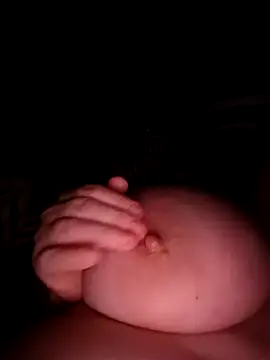 Snapshot of poussychats chatting on December 3, 2024, 10:07 pm poussychats online show from December 3, 2024, 10:07 pm