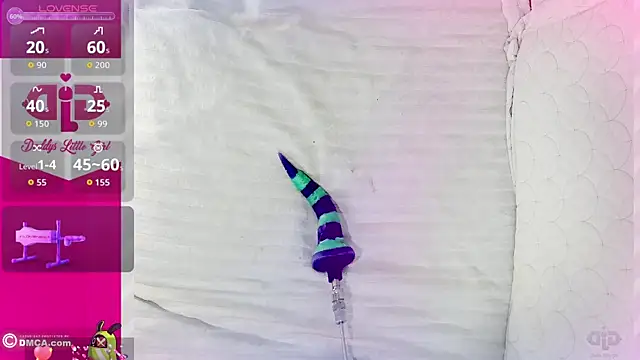 Snapshot of DaddysLittleGirl01 chatting on December 5, 2025, 1:20 pm DaddysLittleGirl01 online show from December 5, 2025, 1:20 pm