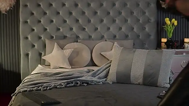 Snapshot of AmelyNoir chatting on January 21, 2025, 9:57 pm AmelyNoir online show from January 21, 2025, 9:57 pm