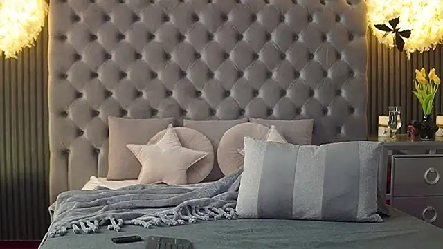 Snapshot of AmelyNoir chatting on January 25, 2025, 8:00 am AmelyNoir online show from January 25, 2025, 8:00 am