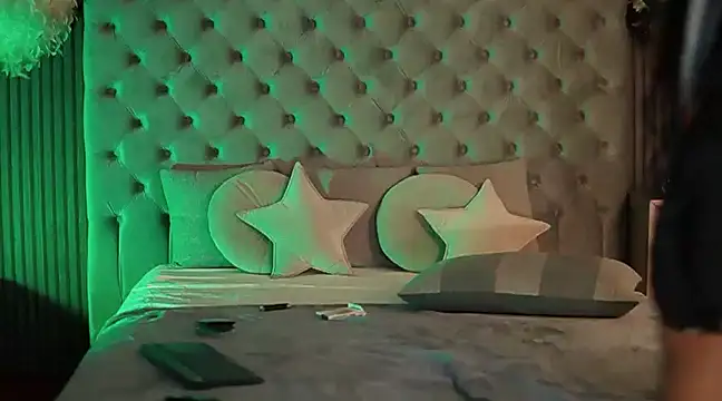 Snapshot of AmelyNoir chatting on March 7, 2025, 11:38 pm AmelyNoir online show from March 7, 2025, 11:38 pm