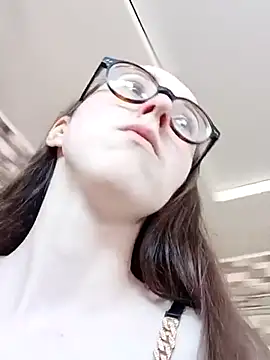 MartiniiSelenna online show from February 18, 2025, 10:49 am