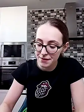 MartiniiSelenna online show from February 21, 2025, 6:40 am