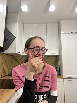 MartiniiSelenna online show from September 16, 2025, 5:52 am