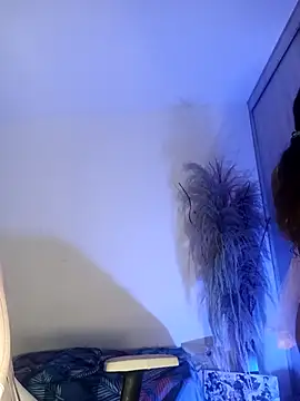 Snapshot of lovely_kitt chatting on November 28, 2025, 12:57 am lovely kitt online show from November 28, 2025, 12:57 am