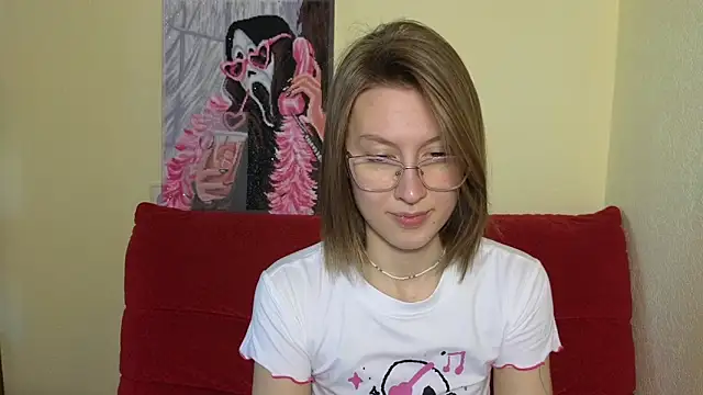 MalvinaBlum online show from December 18, 2024, 4:42 am